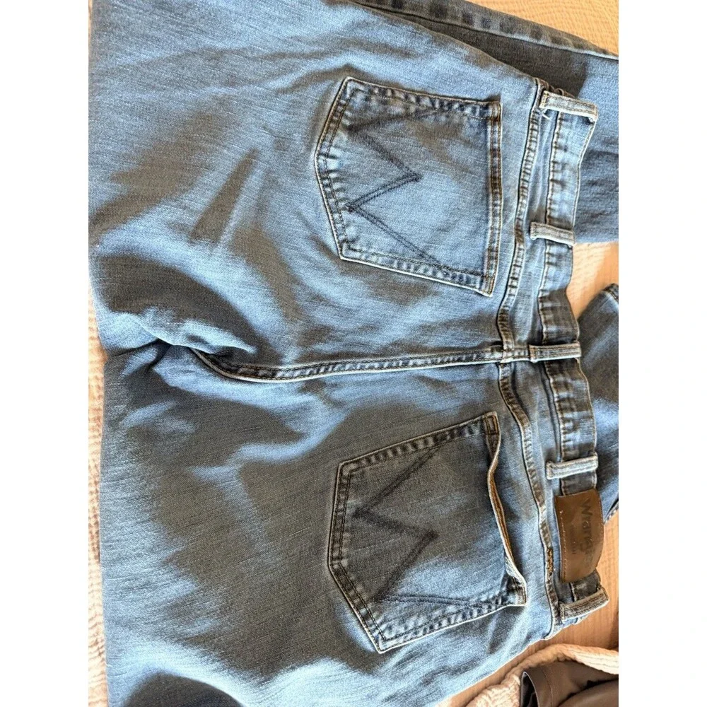Wrangler men 38x30